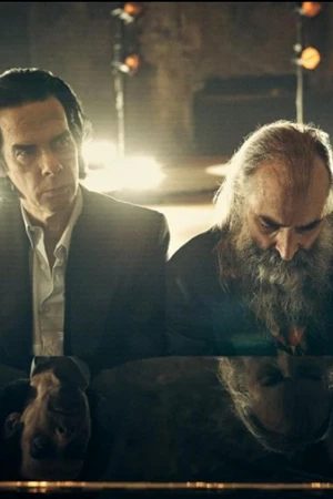 Nickas Cave ir Warrenas Ellisas. Kiek žinau, tai tiesa žiūrėti dabar